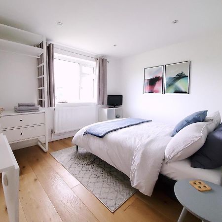 Вилла Self-Contained Annexe Excellent Location Saltdean Экстерьер фото